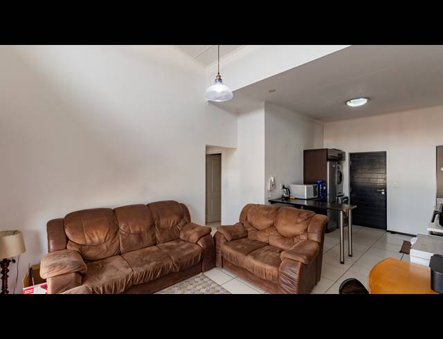2 BEDROOM SECTIONAL TITLE FOR SALE IN GREENSTONE HILL